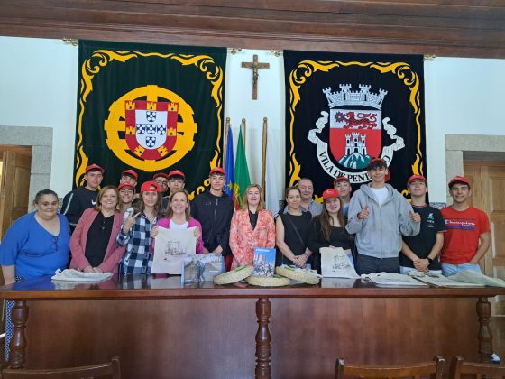 Estudantes da Sardenha e Moimenta da Beira visitam Penedono!